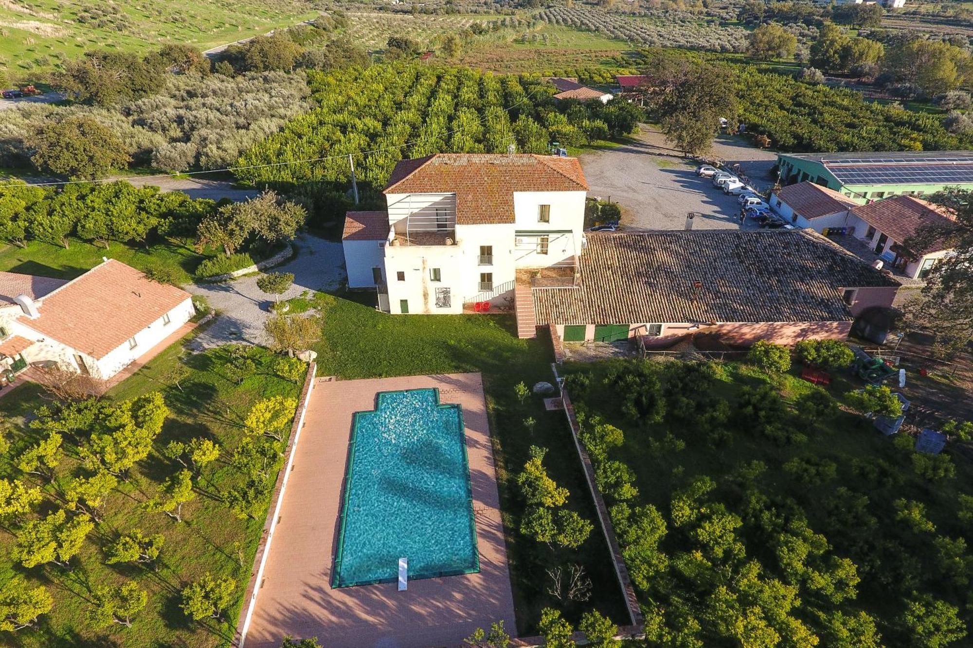 Barone Gr Macri Agriturismo Modi Джераче Экстерьер фото
