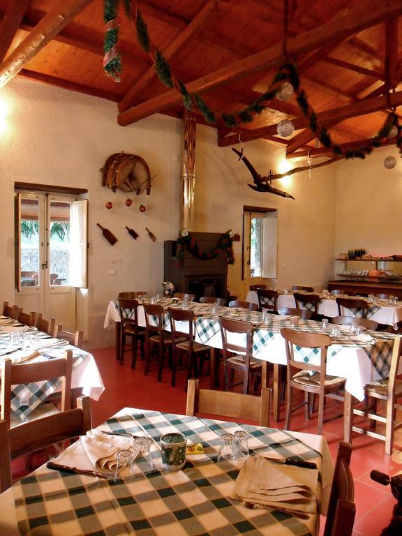 Barone Gr Macri Agriturismo Modi Джераче Экстерьер фото